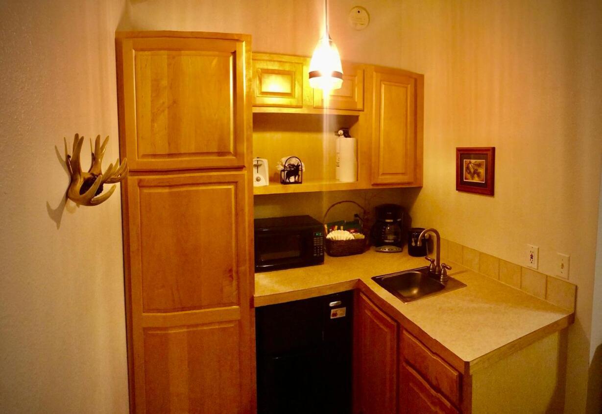 Mountain Shadows Resort Естес Парк Екстериор снимка